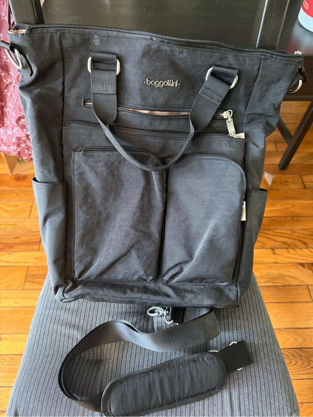 Baggallini Black Convertible Bag